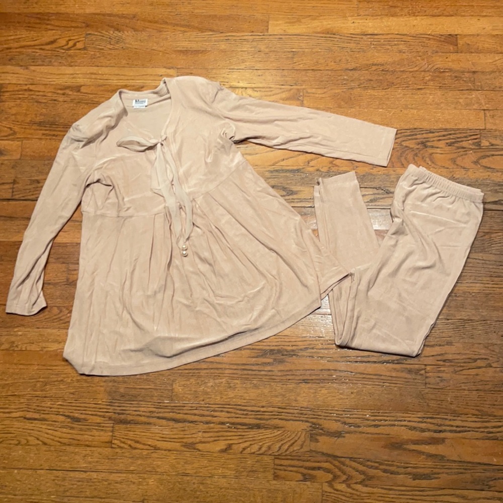 Mimi Maternity pantsuit. Size large